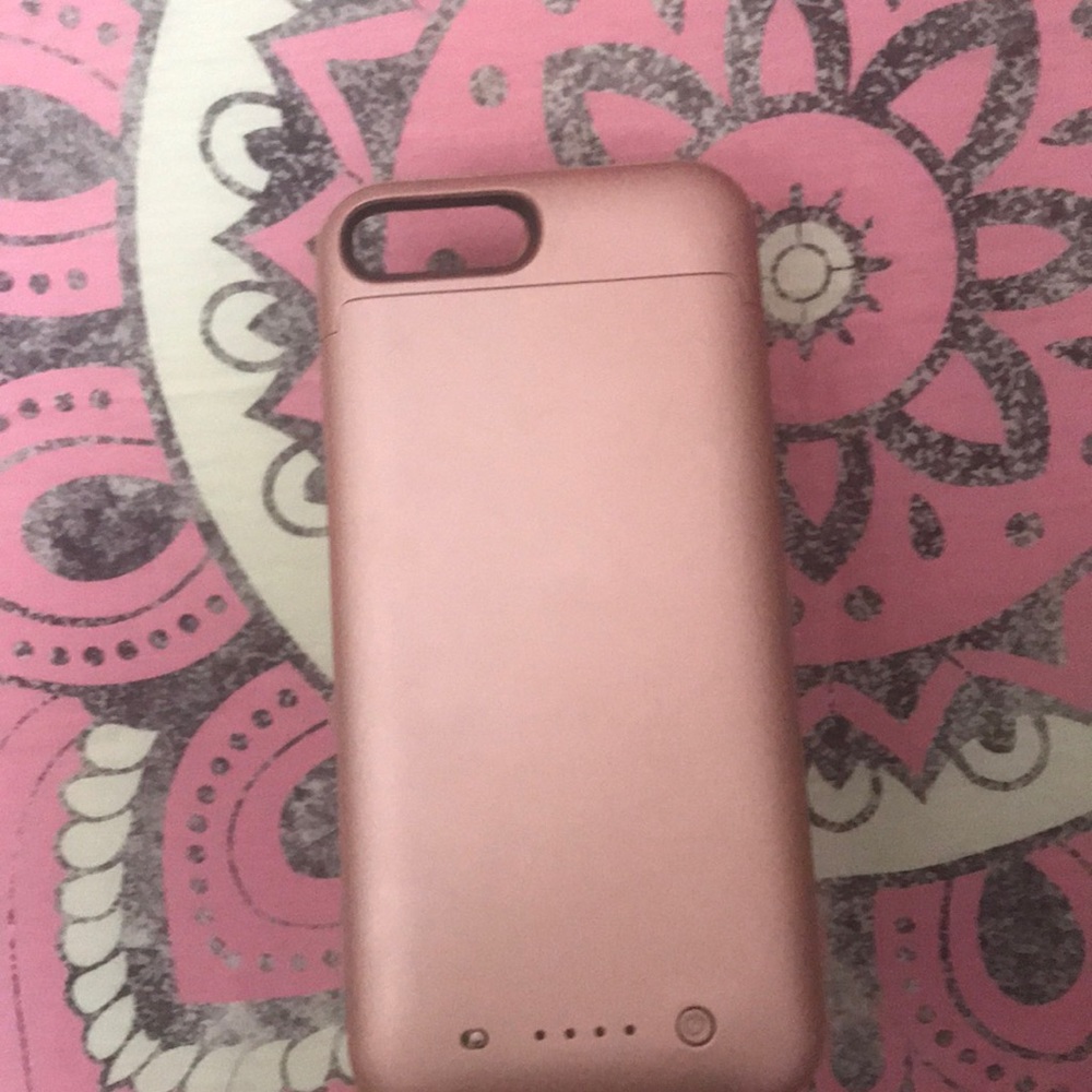 iPhone 7 Plus charging case